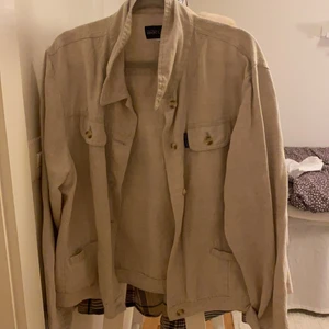 Linnejacka  - Snygg linnejacka från Marc lauge 