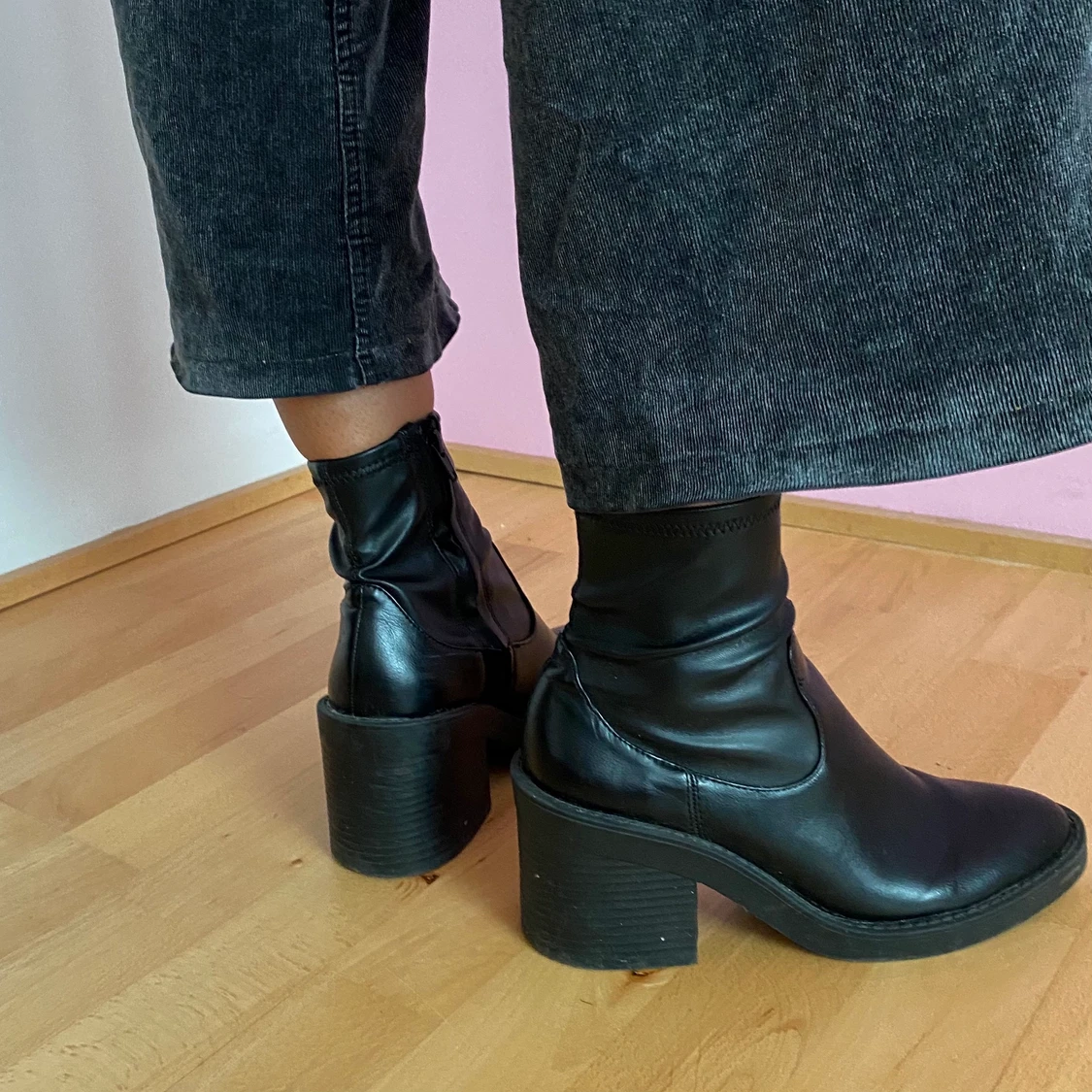 Black boots from Asos  - 90
