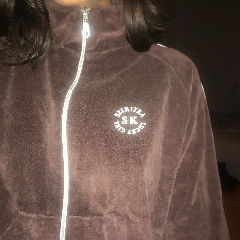 Superfin zip-up i plysch!!! Helt som ny❤️❤️. Tröjor & Koftor.