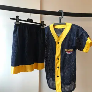 Selling this reworked Tommy Hilfiger set by Frankiecollective 9/10 (one button misssing) 