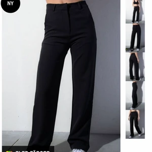 Kostymbyxor madlady  - Perfect basic suit pants Nova från madlady i storlek XS längd 32, skulle säga de passar S också. Frakt tillkommer på 62kr