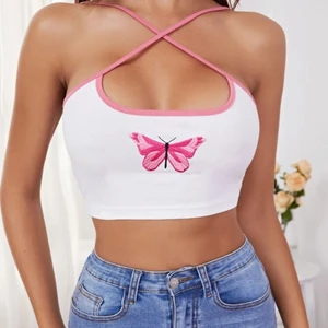 Topp - Två toppar stl s 💕💘 30kr st