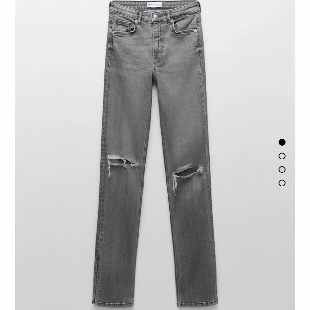 Gråa jeans från zara! Aldrig använda ” storlek 34”. Jeans & Byxor.