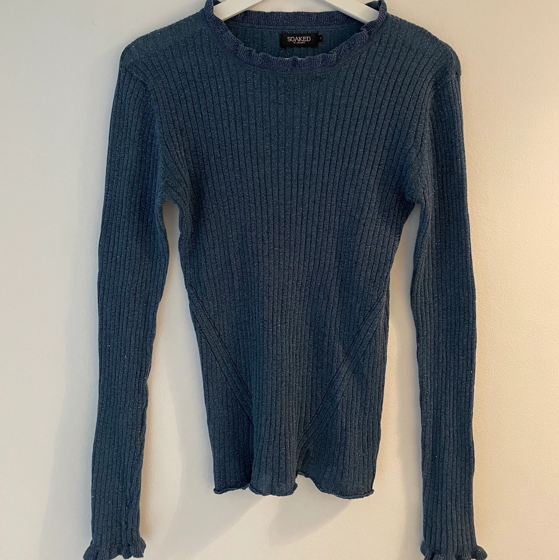 Glittrig tröja - SOAKED