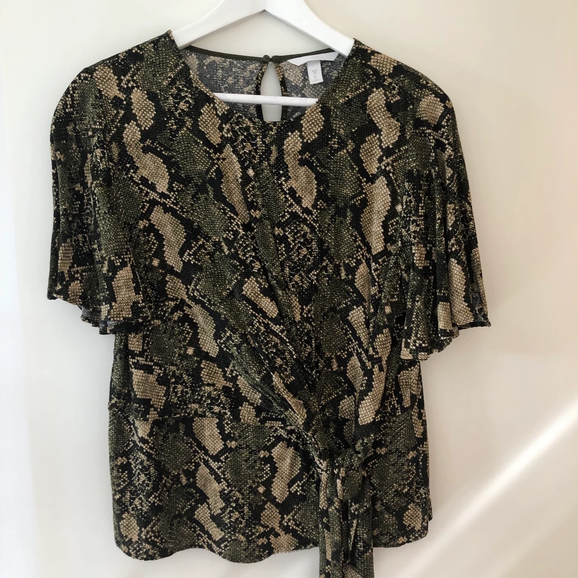 Snygg blus storlek 38