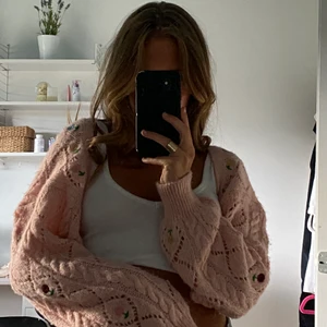 Stickad tröja från zara - Stickad tröja från zara strl s