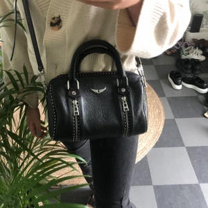 Sunny bag - Zadig et Voltaire väska, i modellen sunny bag xsmall. Nyskick! Köptes i Cannes i mars 2020, men knappt använd.💕