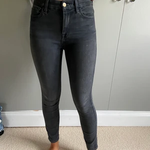 7 jeans!  - Ett par jeans från märket 7 of all mankind! Nypris ca 2000kr!! 