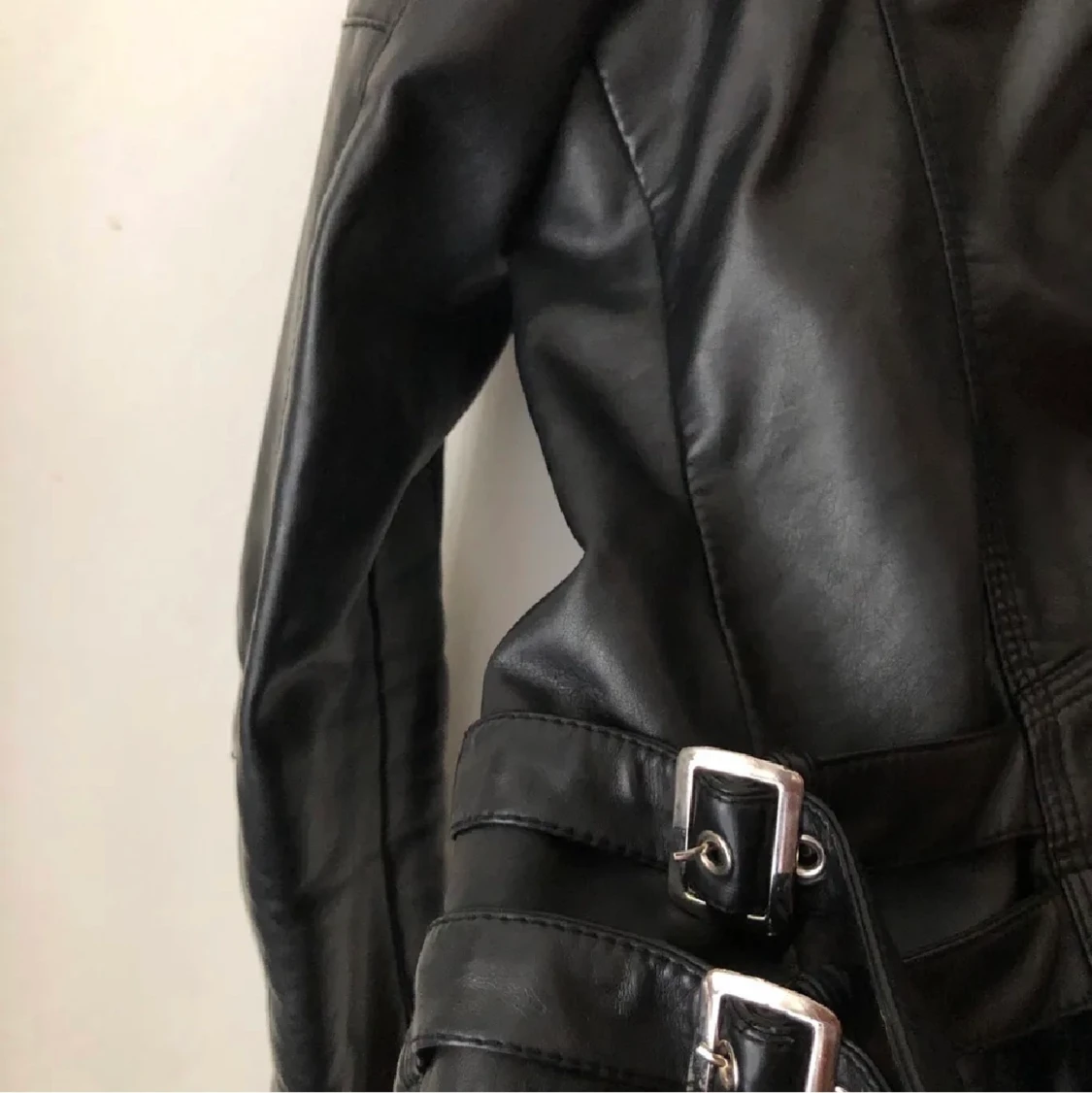 Jacka i skinnimitation ”skinnjacka” - 91