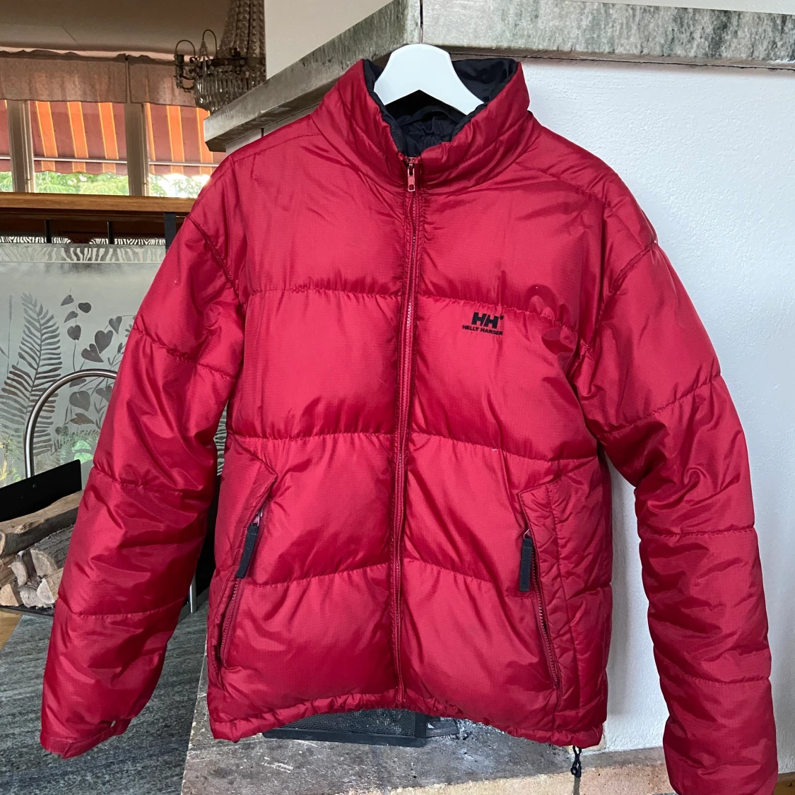 Röd HellyHansen dunjacka - 91