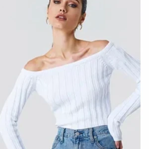 NA-KD tröja i vit - Storlek s