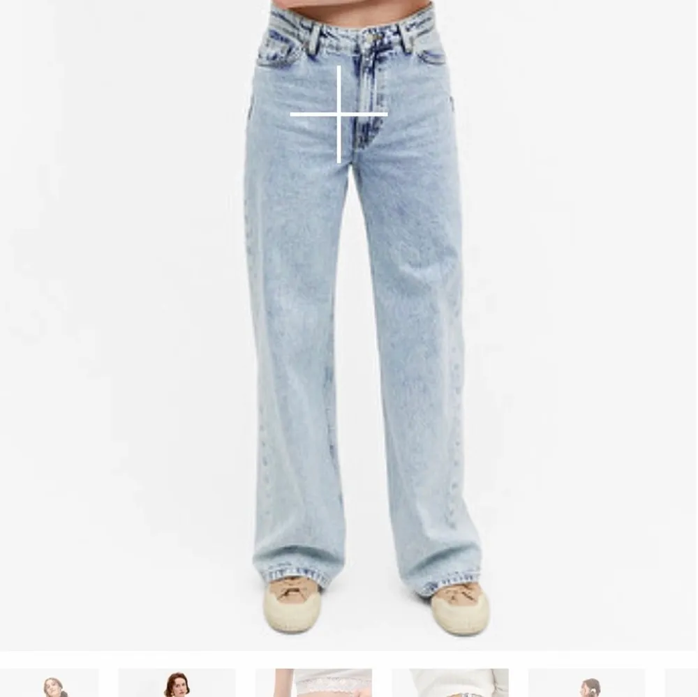 Säljer fyra monki jeans i storlek 29. De som syns på bilden men även de jeans färgade. Skicket är väldigt bra inga slitages finns. Kostar 400kr styck säljer alla för 800kr annars 250kr styck! Pris kan diskuteras :). Jeans & Byxor.