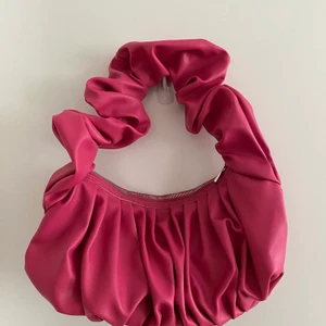 Rosa väska - Använd 1 gång. 