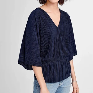 Topp från Ellos - Fantastiskt fin topp från Ellos, använd en gång. Strl 42/44 💙