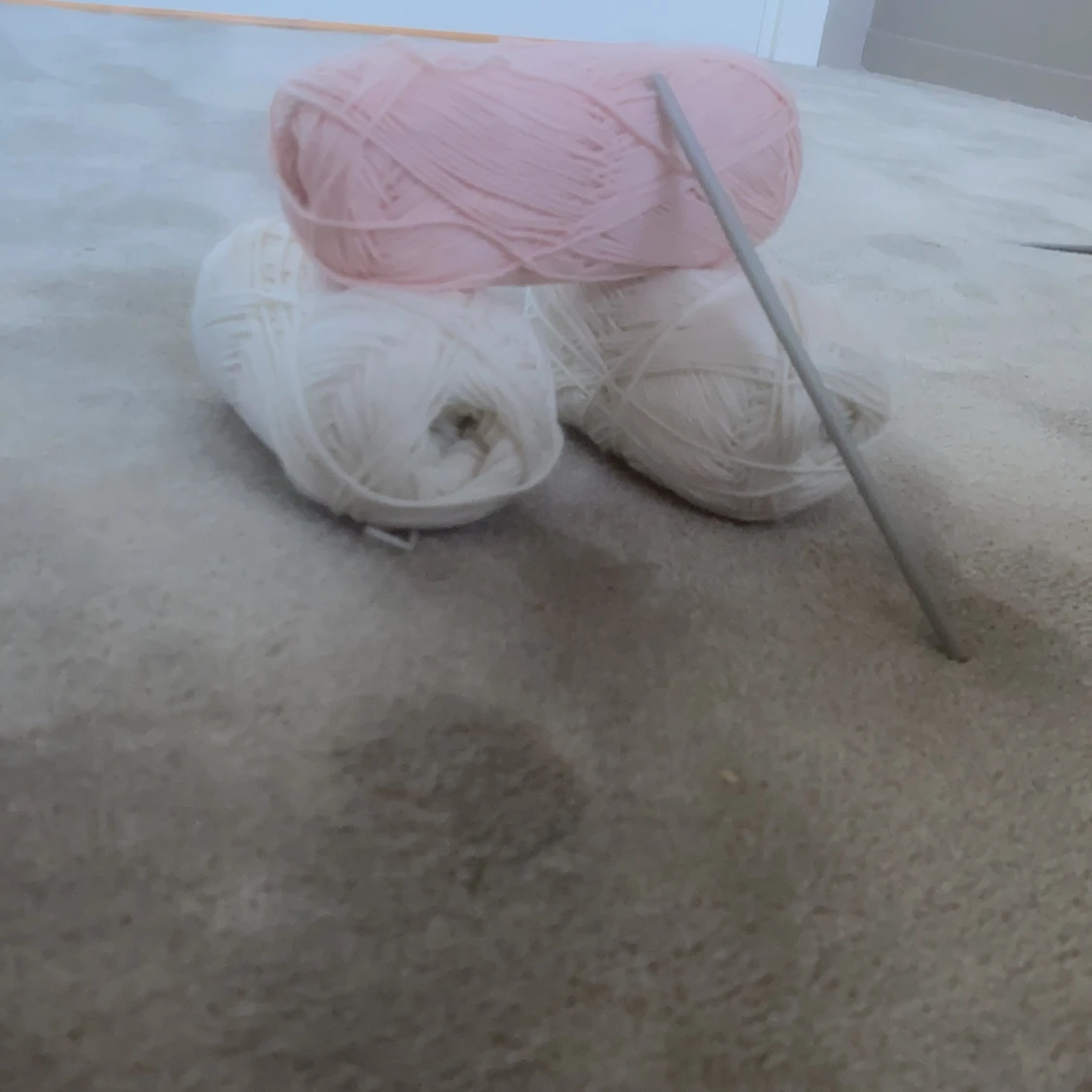 Virknings garn med virknål 