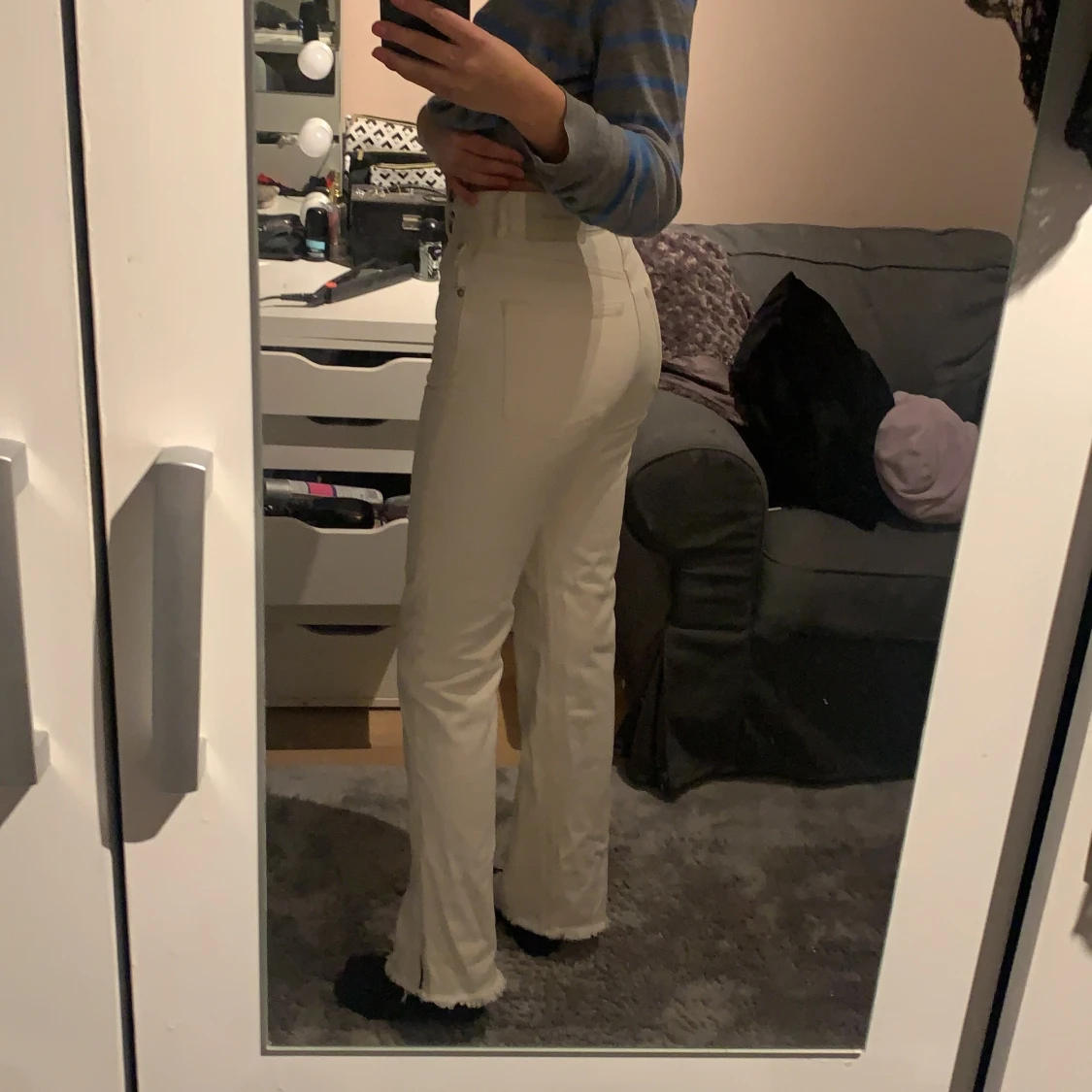 Vita jeans med slit - 90