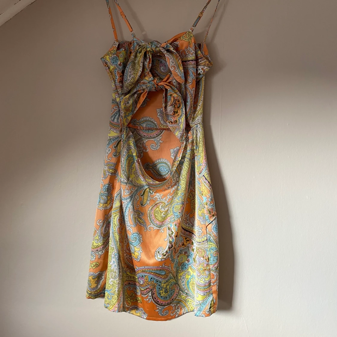 Säljer min favvo klänning  - 91