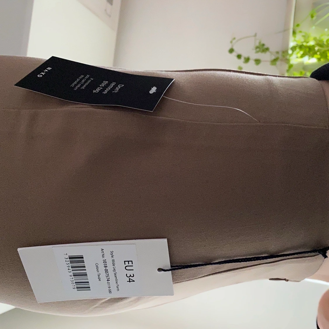 Kostymbyxor från NA-KD storlek 34 - 90