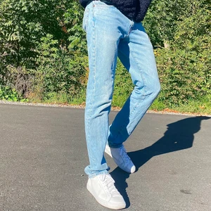 Levis 511 - Ljusblåa Levis 511 storlek 30x34 i fint skick. Pris kan diskuteras. Kontakta för flera bilder.