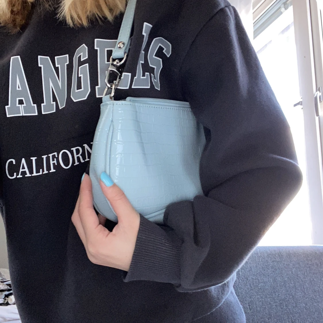 Axsel väska från SHEIN blå - 90