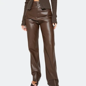 Bruna läderbyxor - Helt nya läderbyxor från MQ. Väldigt mjuka och sköna. BUD PÅ 150kr! NyPris 699kr