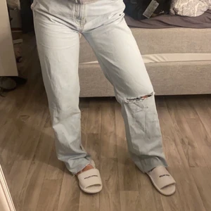 Pull & bear - Storlek 38, säljs pga använder aldrig. Köptes för 299 nyligen 