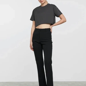 Kostymbyxor från bikbok  - Endast testade, säljer pga att de aldrig kommer till användning,pris kan diskuteras 🤍