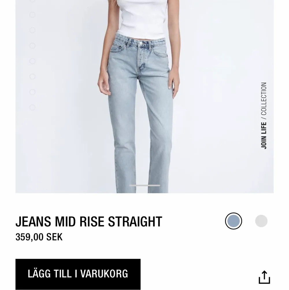 Oanvända zara mid rise jeans! För små för mig därav säljer jag. Köp direkt för 450 inkl frakt 💓 ❗️FÖRSTA BILDEN ÄR LÅNAD❗️. Jeans & Byxor.