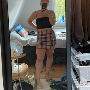 Set från shein  - Jättefint set från shein som tyvärr inte är min stil, aldrig använd💕 köpare står för frakt 