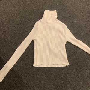 Tröja - Tröja från ginatricot! Aldirg andvänd endast testad