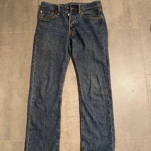 Levis jeans  - Levis jeans w28 l32
