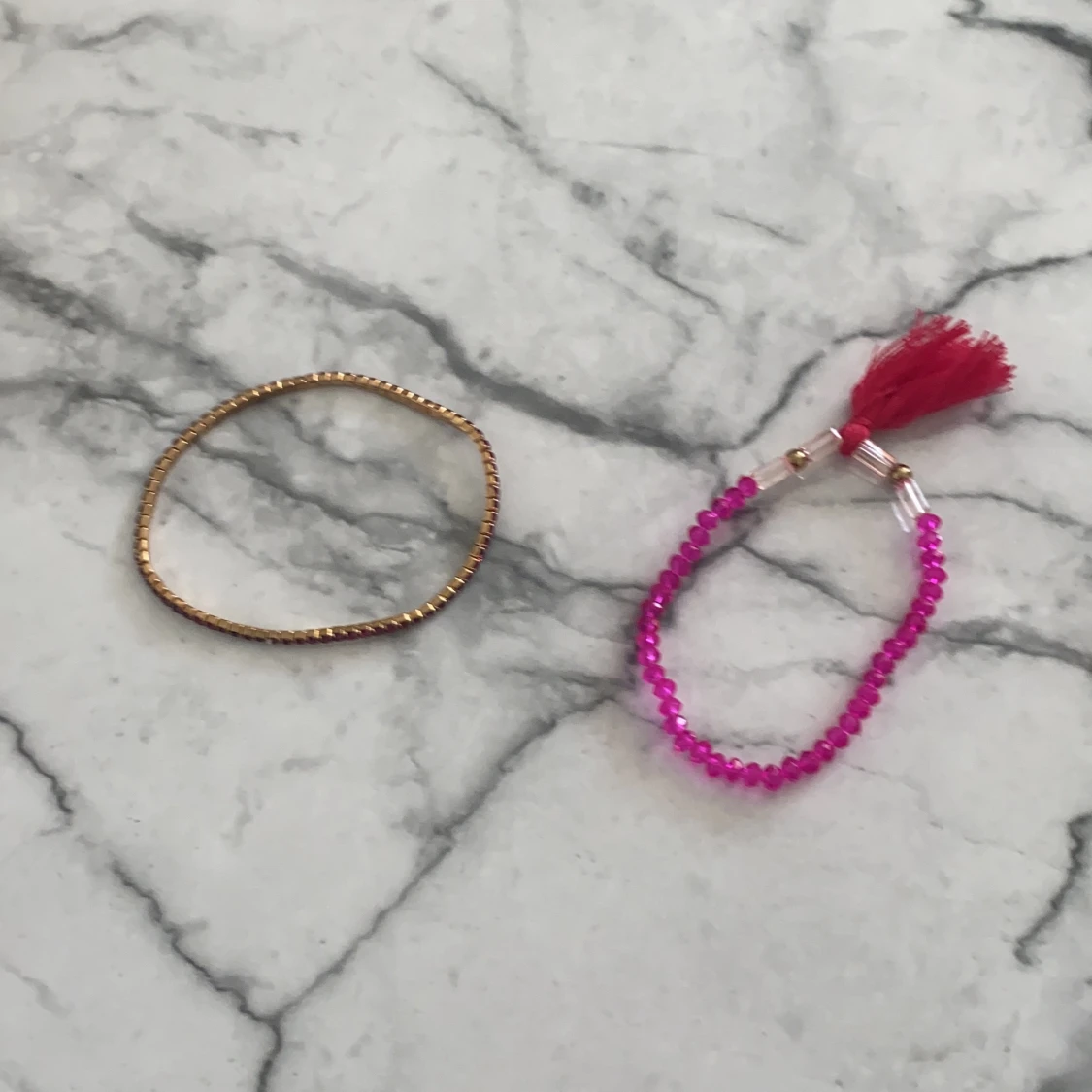 Två armband 💞 - 90