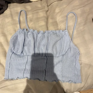 Linne  - Jättefint men har för många linnen så säljer detta😋 väldigt bra skick, strl m men passar mig som är s 