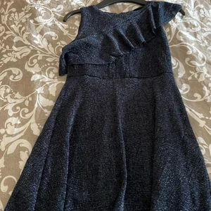 Klänning - Mörkblå glitter klänning