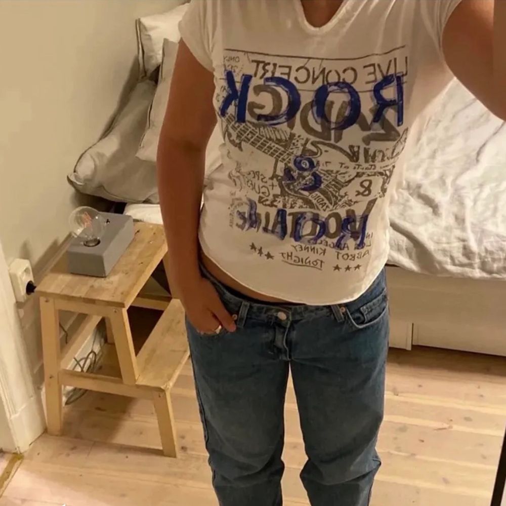 Säljer denna helt oanvända Zadig tshirt pga att den var liteeee för liten! BUDA I KOMMENTARERNA. Köp direkt 700kr. T-shirts.