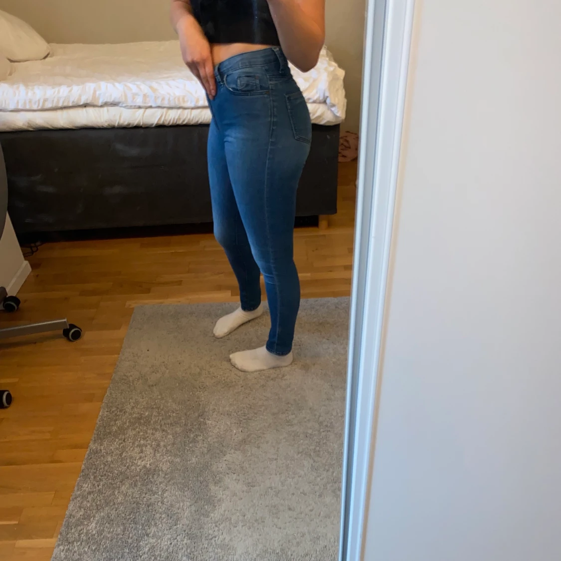 Mörkblå skinnyjeans