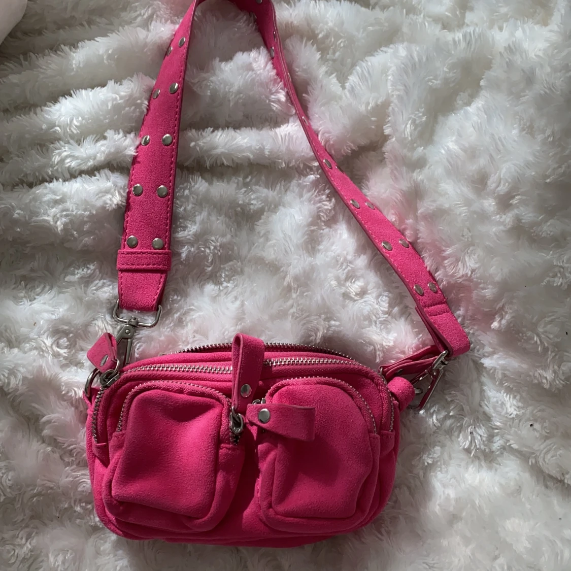 Rosa söt väska
