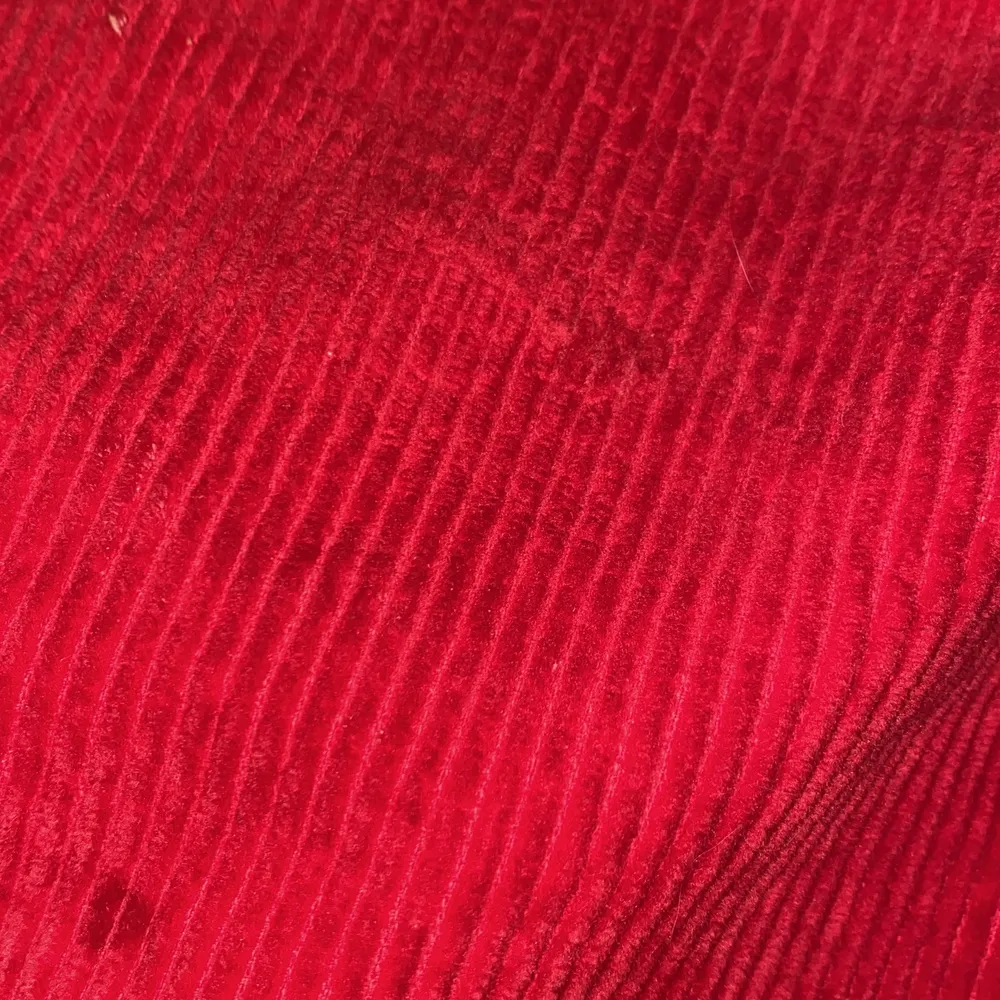 Röd Manchester kjol<3 köparen står för frakt. Kjolar.