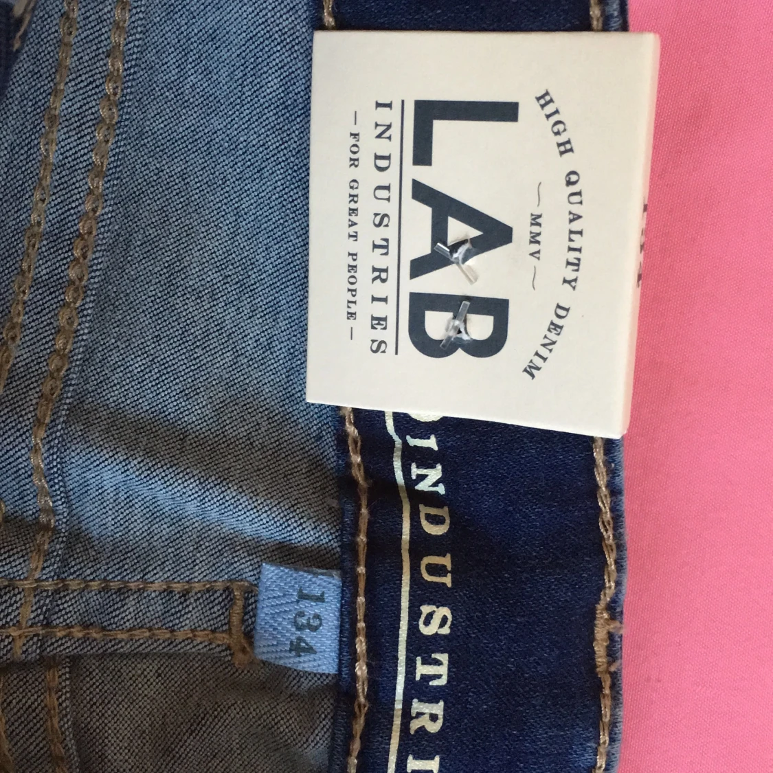 Jeans oanvända  - 91