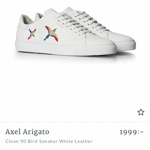 Axel Arigato skor - Mina älskade arigatoskor, väl använda men i bra skick. Skriv för egna bilder