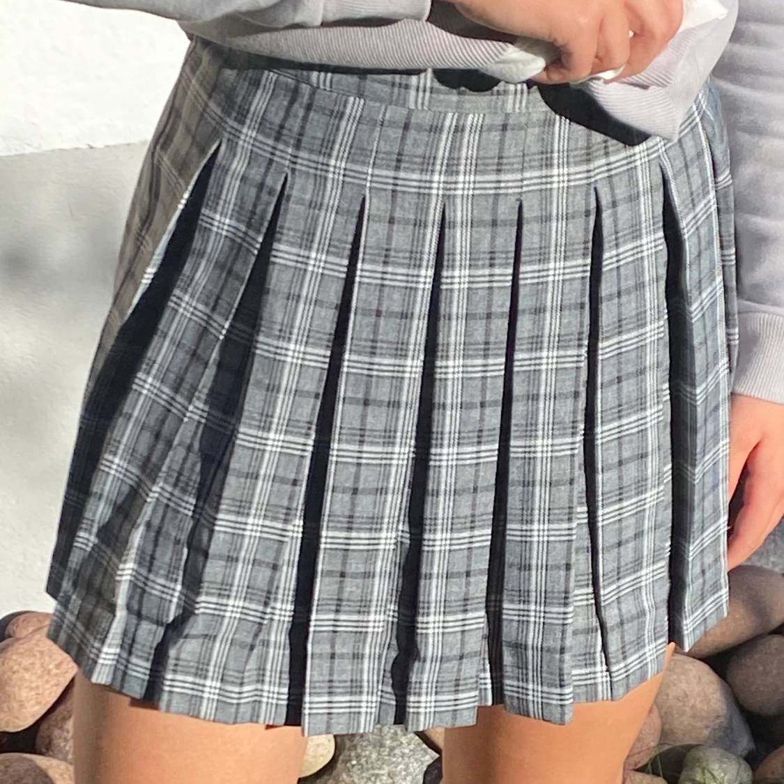 Grårutig tenniskjol - 90