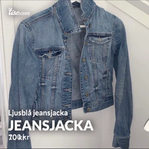 Jeansjacka - Super skön snygg jeansjacka. Skriv för fler bilder💞