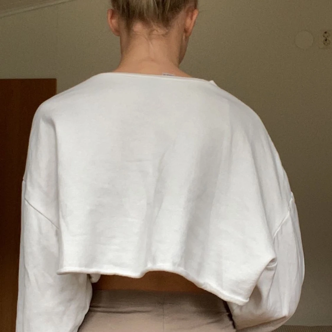 Vit tröja från hm - 90