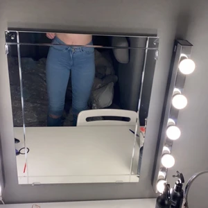 Only högmidjade jeans - Högmidjade jeans i storlek xs från only, sitter väldigt tight men väldigt sköna <3