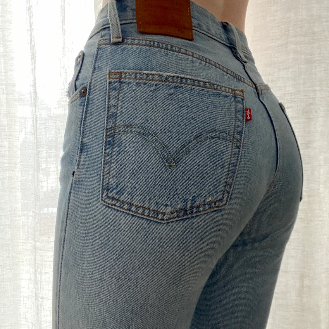 Levis 501 W26 L28 - 91
