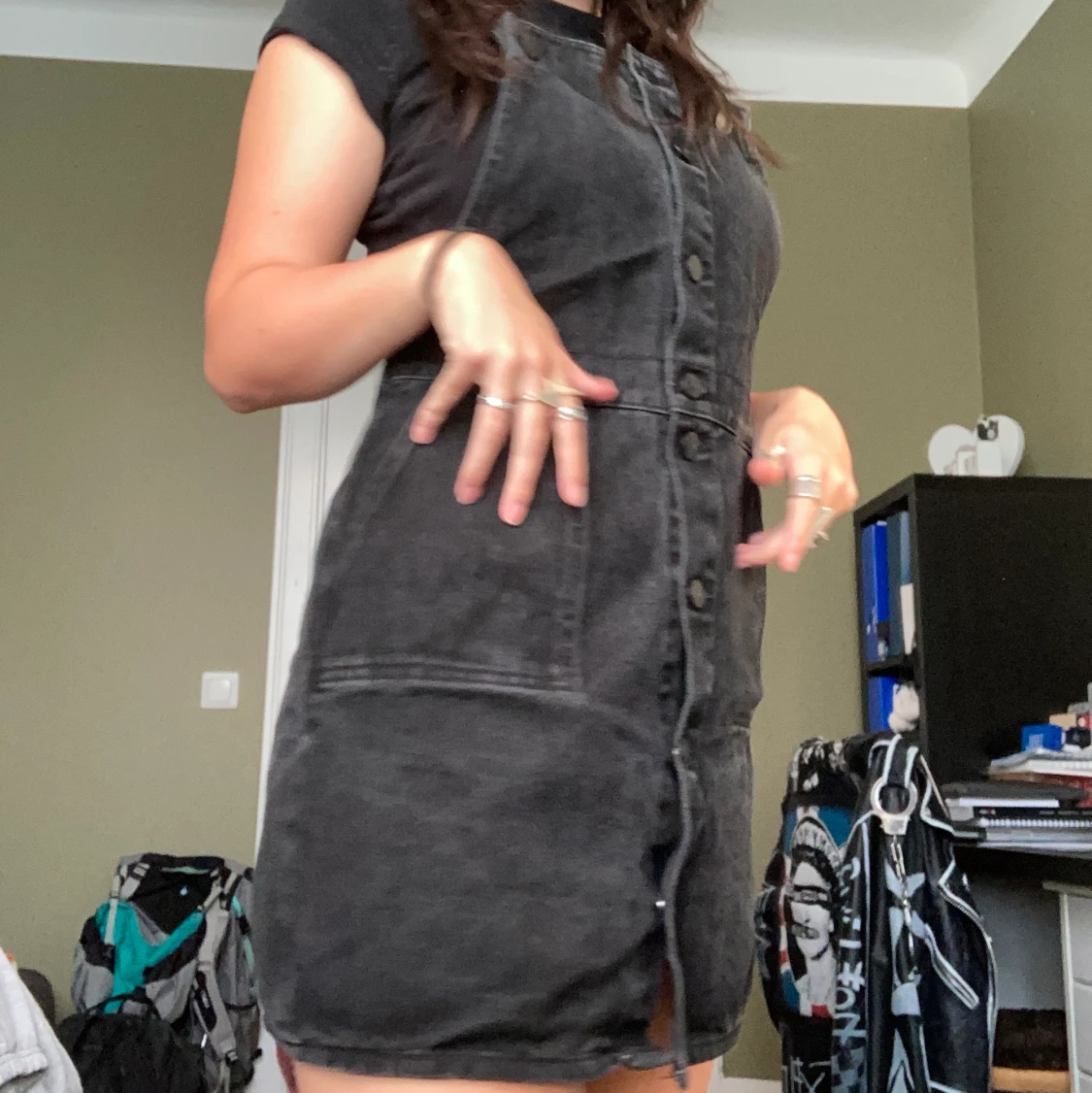 Svart hängslekjol - 91