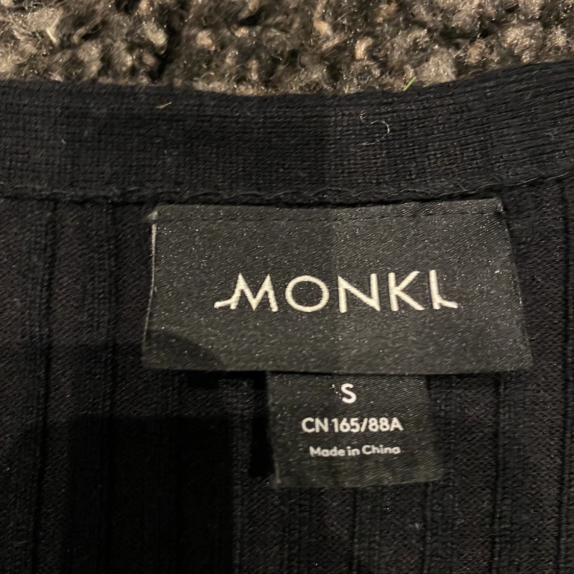 tröja från monki - 90