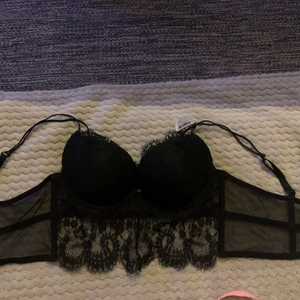 Bh endast testad  - Endast testad säljer pågrund av för stor storlek runtom 