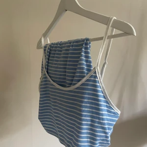 Shorts & top - Jättegulligt set som tyvärr är för litet 