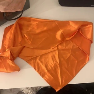 Topp - Topp som man knyter ibak